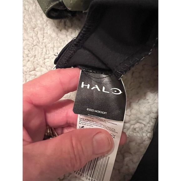 Halo Infinite Master Chief Kids Halloween Costume with Helmet Size 10-12 cosplay - Picture 2 of 12